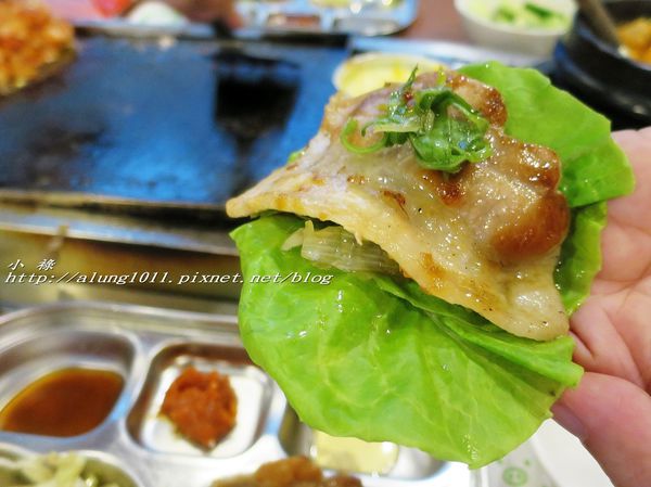 VEGE TEJI YA 菜豚屋(高雄店)：韓國的傳統美味、日式的創意吃法!! VEGE TEJI YA 菜豚屋 / 高雄店 / 愛評體驗團