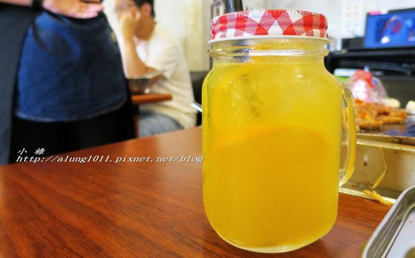 VEGE TEJI YA 菜豚屋(高雄店)：韓國的傳統美味、日式的創意吃法!! VEGE TEJI YA 菜豚屋 / 高雄店 / 愛評體驗團