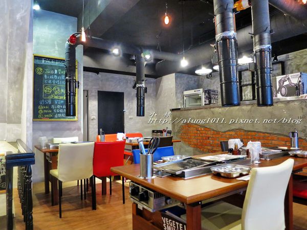 VEGE TEJI YA 菜豚屋(高雄店)：韓國的傳統美味、日式的創意吃法!! VEGE TEJI YA 菜豚屋 / 高雄店 / 愛評體驗團