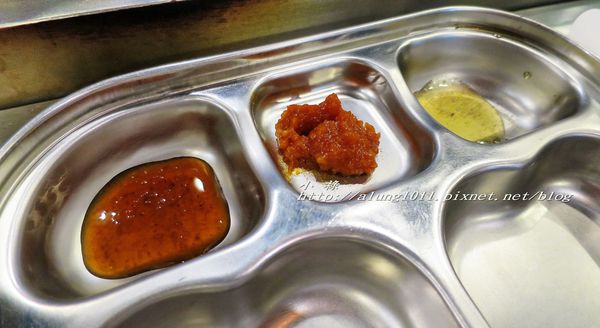 VEGE TEJI YA 菜豚屋(高雄店)：韓國的傳統美味、日式的創意吃法!! VEGE TEJI YA 菜豚屋 / 高雄店 / 愛評體驗團