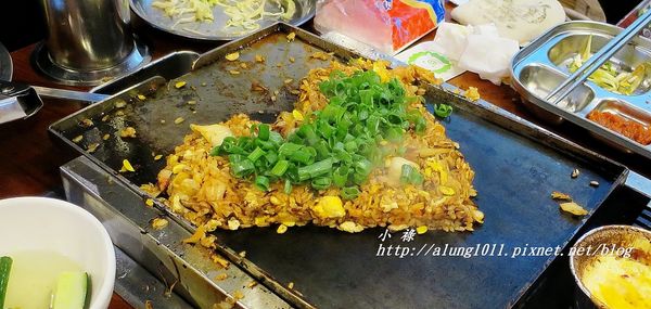 VEGE TEJI YA 菜豚屋(高雄店)：韓國的傳統美味、日式的創意吃法!! VEGE TEJI YA 菜豚屋 / 高雄店 / 愛評體驗團