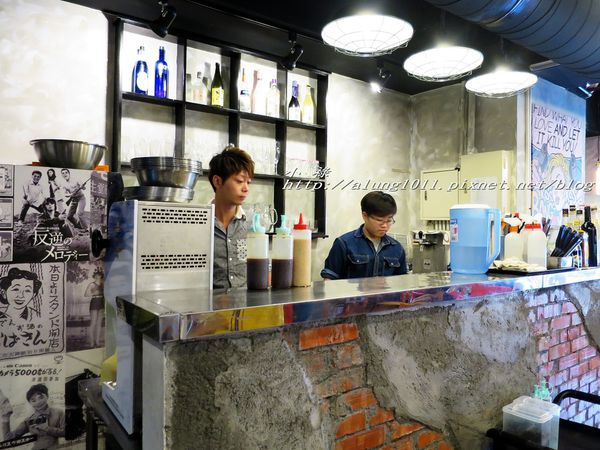 VEGE TEJI YA 菜豚屋(高雄店)：韓國的傳統美味、日式的創意吃法!! VEGE TEJI YA 菜豚屋 / 高雄店 / 愛評體驗團