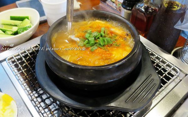 VEGE TEJI YA 菜豚屋(高雄店)：韓國的傳統美味、日式的創意吃法!! VEGE TEJI YA 菜豚屋 / 高雄店 / 愛評體驗團