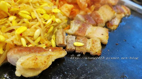 VEGE TEJI YA 菜豚屋(高雄店)：韓國的傳統美味、日式的創意吃法!! VEGE TEJI YA 菜豚屋 / 高雄店 / 愛評體驗團