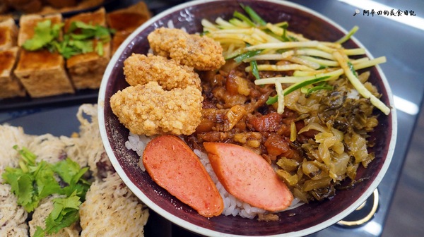 第一香焿的專賣店(頭份中正店):【苗栗頭份】平價美食、焿類選擇多,小菜更是多達22種選擇,還有附設停車場:第一香焿的專賣店