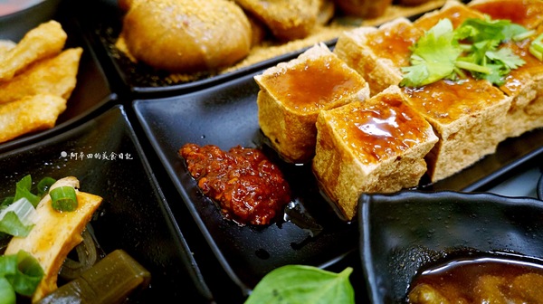 第一香焿的專賣店(頭份中正店):【苗栗頭份】平價美食、焿類選擇多,小菜更是多達22種選擇,還有附設停車場:第一香焿的專賣店