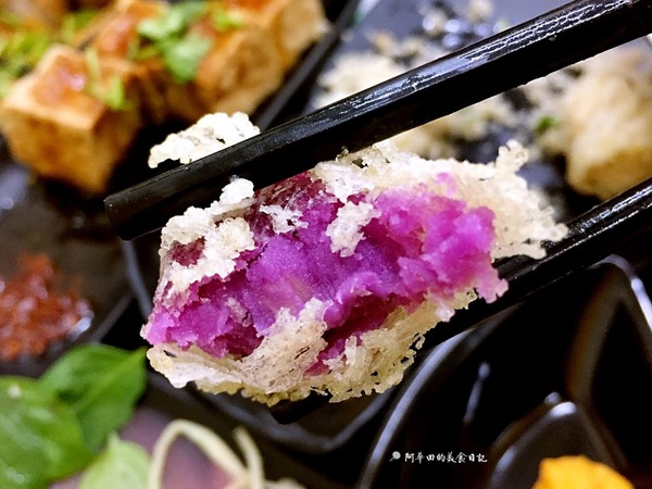 第一香焿的專賣店(頭份中正店):【苗栗頭份】平價美食、焿類選擇多,小菜更是多達22種選擇,還有附設停車場:第一香焿的專賣店