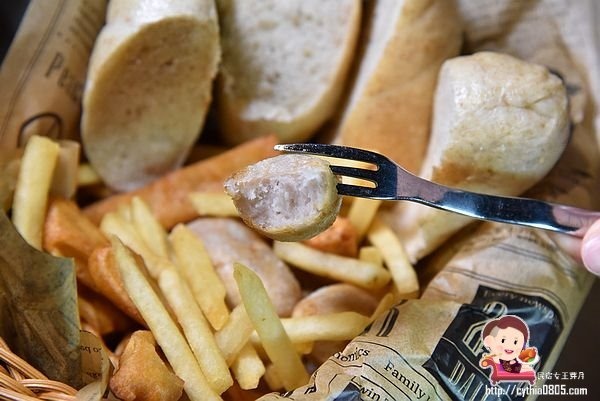 桃園區美食-家咖哩桃園店-主餐多了新選擇，咖哩壽喜燒有驚艷，吃巧吃飽都兼顧 (邀約) @民宿女王芽月-美食.旅遊.全台趴趴走