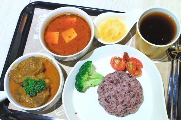 【桃園餐廳】家咖哩-使用花蓮在地食材的美味咖哩