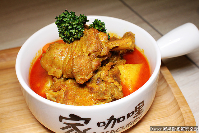 『桃園美食推薦』家咖哩(桃園ATT筷食尚店)★花蓮第一人氣咖哩免費加飯和咖哩醬吃到飽/台灣小農無毒食材南洋咖哩/桃園站前商圈美食推薦