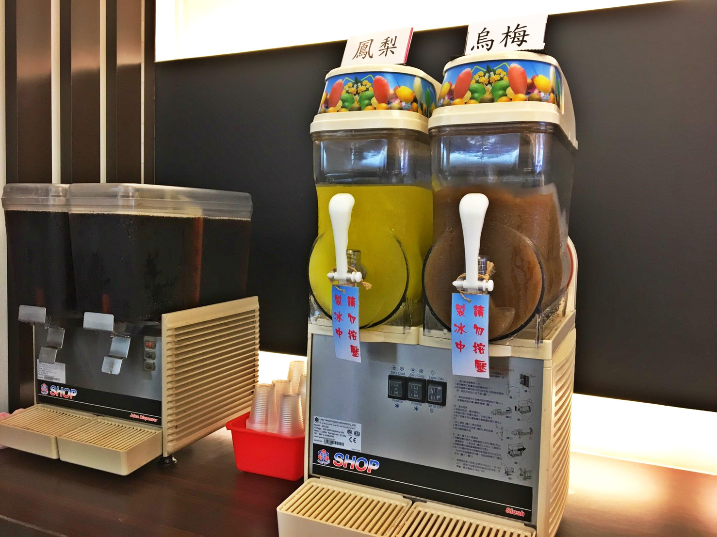 【台中】益民興大附中附近 CP值超高牛排 除了濃湯飲料不夠看 還有爆米花冰沙任你吃