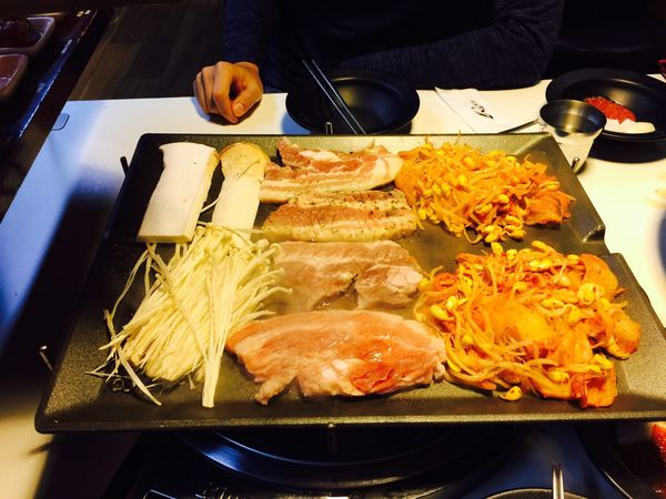 【桃園韓式】八色烤肉-最正宗「八色烤肉」來桃園,8種烤五花滿足你吃肉的慾望.韓式烤肉/韓國烤肉/桃園二號店/火車站美食/桃園美食/桃園韓式