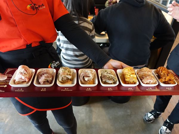 【桃園韓式】八色烤肉-最正宗「八色烤肉」來桃園,8種烤五花滿足你吃肉的慾望.韓式烤肉/韓國烤肉/桃園二號店/火車站美食/桃園美食/桃園韓式