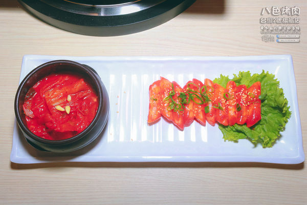 八色烤肉台灣2號旗艦店【桃園美食】|桃園市桃園區站前韓國烤肉餐廳；來自韓國東大門品牌有桌邊服務，桃園站前正式插旗。