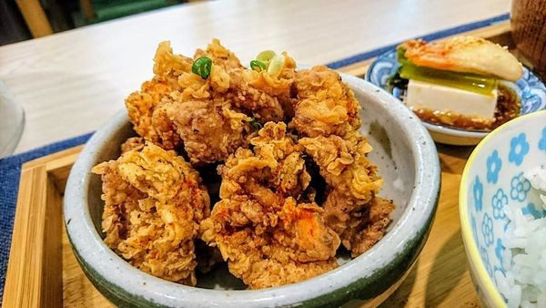 41515117_2048747701823575_4469810771760513024_n