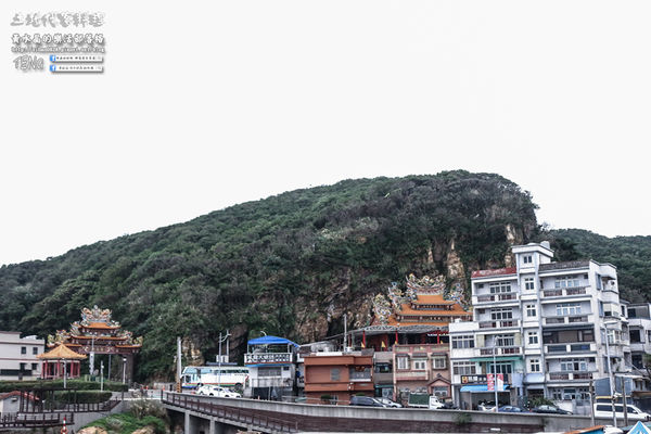 土地代客料理【新北美食】|新北市萬里區龜吼漁港海鮮餐廳；漁夫市集買漁獲可代客料理烹煮食材，四季皆有新鮮萬里蟹享用。