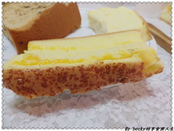 <捷運芝山站>台北士林/早餐下午茶點心/胖貢貢/古早味蛋糕/細緻綿密/ 芝山捷運站