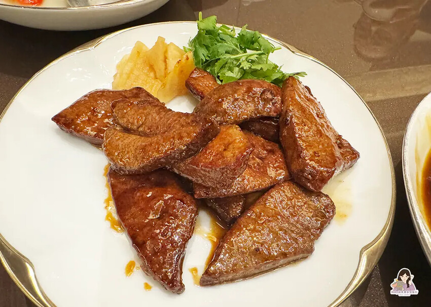【內湖美食】米香台菜餐廳- 米其林指南一星餐廳，精緻的台菜，