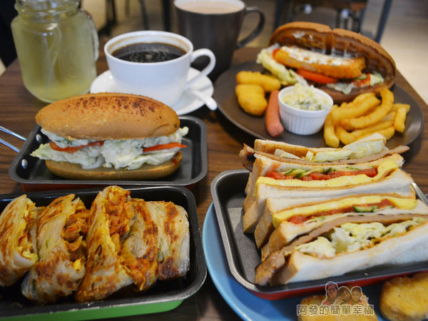 瑞比早午餐17-美食上桌