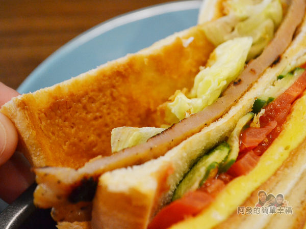 瑞比早午餐29-花生醬里肌豬排三明治-花生醬