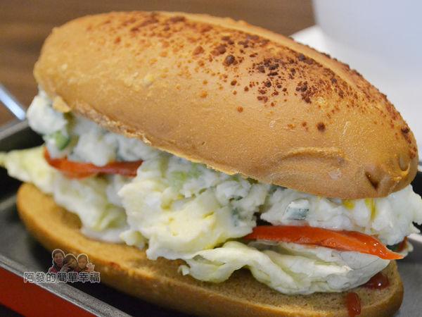 瑞比早午餐23-歐式乾酪潛艇堡(蘋果薯泥沙拉)外觀