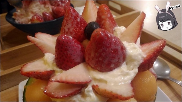 南泉冰菓室：[食記]►台南安平區◄草莓季就是要怒吃草莓啊!!!!!網紅莓莓＆小草莓牛奶冰之IG熱門打卡店－南泉冰菓室