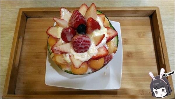 南泉冰菓室：[食記]►台南安平區◄草莓季就是要怒吃草莓啊!!!!!網紅莓莓＆小草莓牛奶冰之IG熱門打卡店－南泉冰菓室