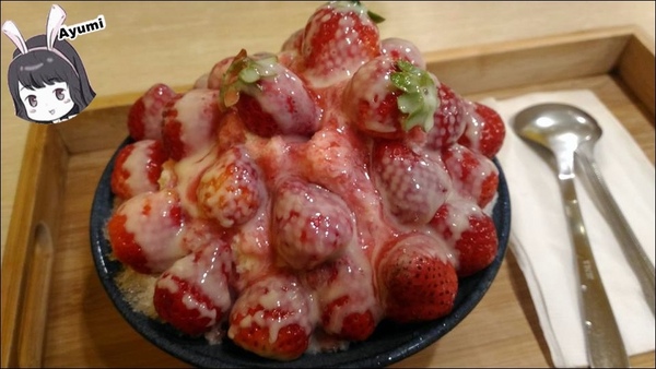 南泉冰菓室：[食記]►台南安平區◄草莓季就是要怒吃草莓啊!!!!!網紅莓莓＆小草莓牛奶冰之IG熱門打卡店－南泉冰菓室