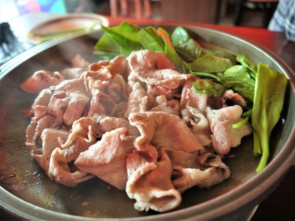 【台南市-麻豆區】蝦咪！一個人只要$299，就可以火鍋、烤肉吃到飽😲？！來『一鼎鍋』吃飯打卡，還加值贈送隱藏版主食喔＼(^o^)／