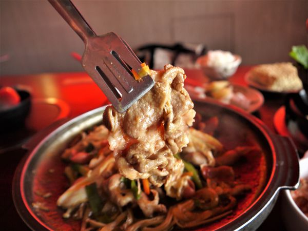 【台南市-麻豆區】蝦咪！一個人只要$299，就可以火鍋、烤肉吃到飽😲？！來『一鼎鍋』吃飯打卡，還加值贈送隱藏版主食喔＼(^o^)／