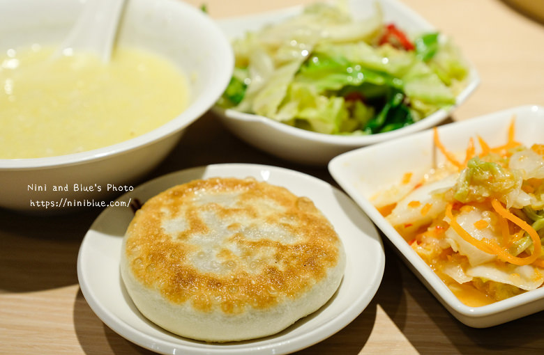 大遠百朱記餡餅東北料理麵食美食37