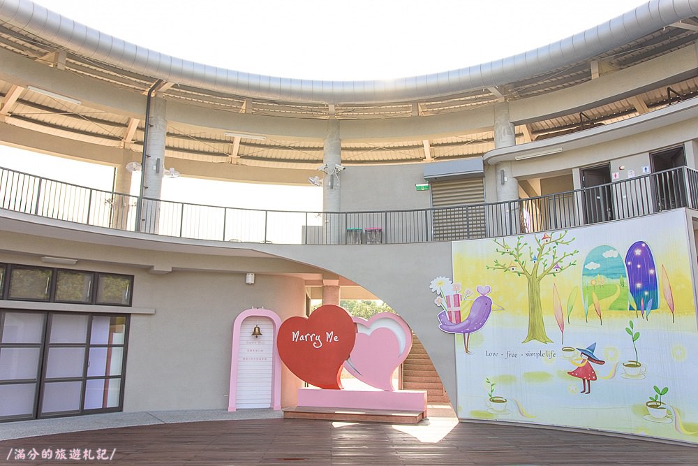 嘉義番路鄉景點》阿里山18號愛情絲路 愛情大草原 情人約會景點 花牆拍美照兼吃旺萊山鳳梨酥 - 滿分的旅遊札記