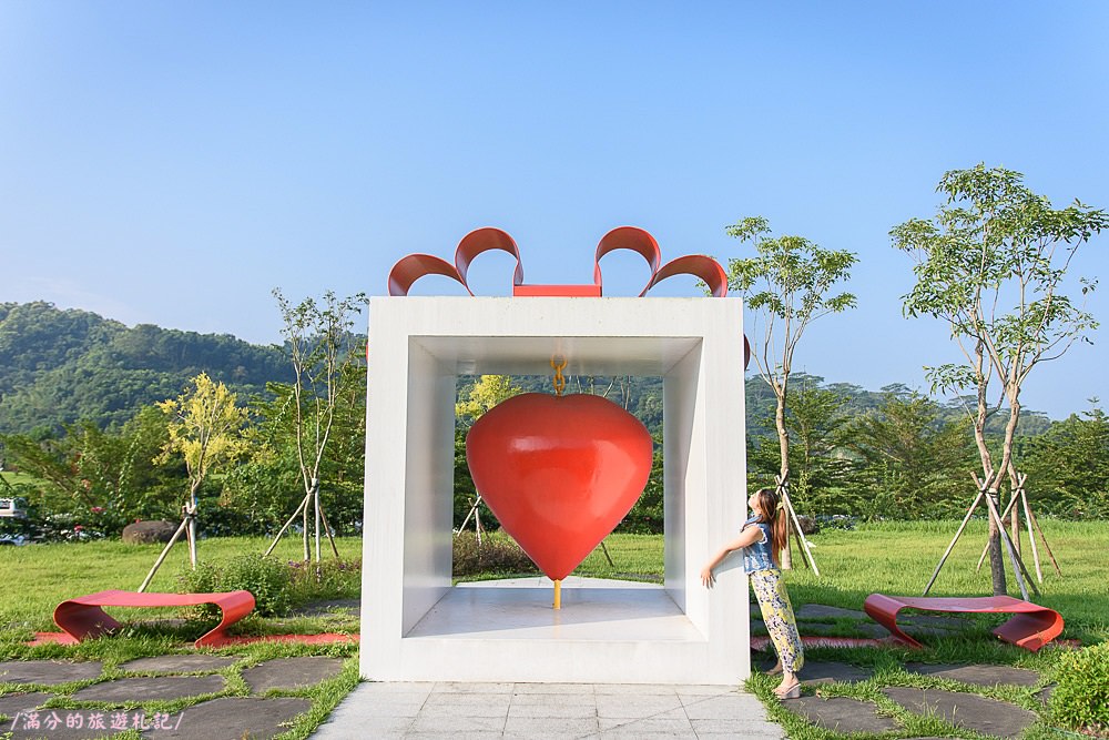 嘉義番路鄉景點》阿里山18號愛情絲路 愛情大草原 情人約會景點 花牆拍美照兼吃旺萊山鳳梨酥 - 滿分的旅遊札記
