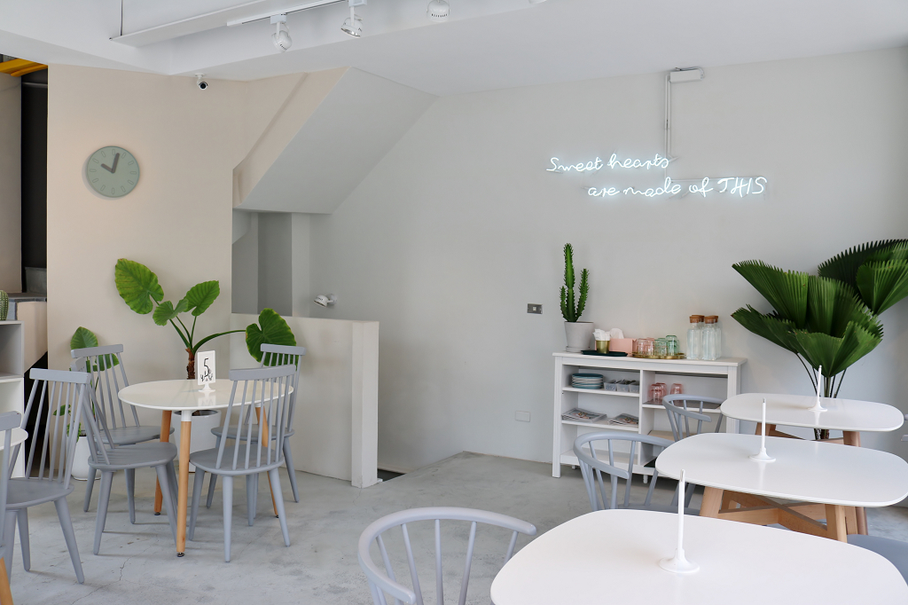 台南｜CHURRO & Sweet 吉拿棒版本杏仁油條．早午餐推薦 - 奇奇一起玩樂趣