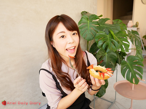 【台南美食】CHURRO & Sweet 草莓季必追!愛心仙女棒點燃你的粉紅少女心,季節限定飲品草莓美莓、浮誇系吉拿樹絕對必點