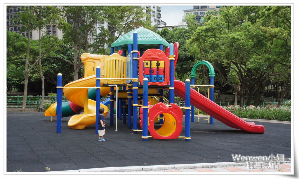 2016.06.29 新北投 七虎公園玩耍 (1).JPG