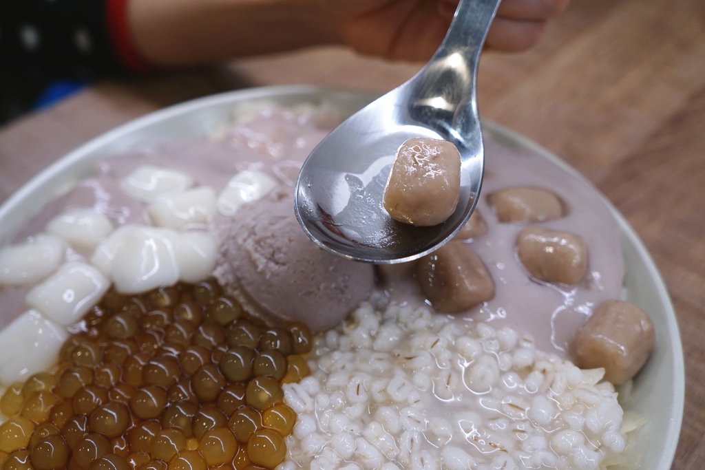 芋見泥綜合蔗片冰 芋見泥綜合蔗片冰