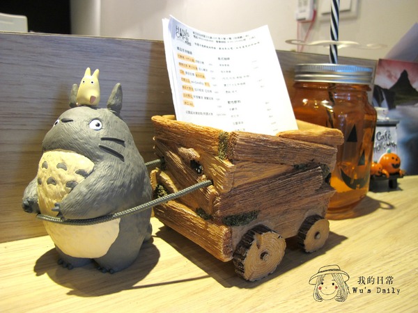 Han's Café 寒咖啡：├吃喝┤Han's Café 寒咖啡-銀河的起源來自於濃縮與牛奶的大爆炸