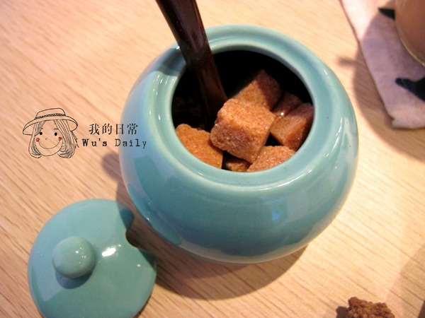 Han's Café 寒咖啡：├吃喝┤Han's Café 寒咖啡-銀河的起源來自於濃縮與牛奶的大爆炸