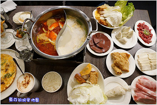 《台北素食火鍋推薦》覓蔬食鍋~豐富菜盤天然美味,養生健康無負擔