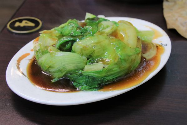 麥麥奀香港粉麵專家：【桃園食記】麥麥奀香港粉麵專家~香港道地的港式料理，周珍珍潮州辣椒醬超激推/銅鑼灣XO秘醬/糯米雞/臘腸雞盅頭飯/雲吞水餃粗麵
