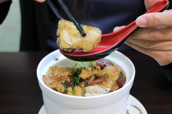 麥麥奀香港粉麵專家：【桃園食記】麥麥奀香港粉麵專家~香港道地的港式料理，周珍珍潮州辣椒醬超激推/銅鑼灣XO秘醬/糯米雞/臘腸雞盅頭飯/雲吞水餃粗麵