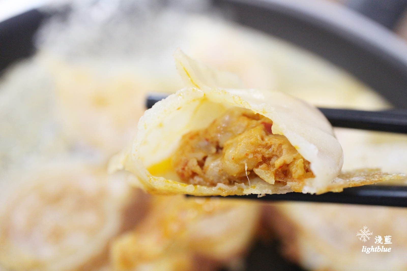 [ 南京三民站美食 ] 淺藍 × 大高冰花煎餃～爽脆冰花讓人意猶未竟