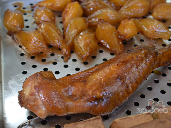 家傳秘滷06-滷味食材-雞翅與水晶餃