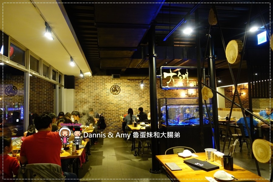 20170325《竹北美食》大釧鍋物-竹北店。法國藍龍蝦。黃金蟹現撈現煮有夠青A活海鮮火鍋︱光明一路上餐廳（影片） (7).jpg