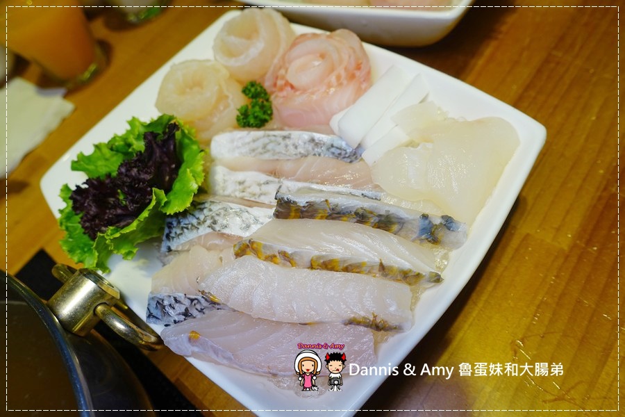 20170325《竹北美食》大釧鍋物-竹北店。法國藍龍蝦。黃金蟹現撈現煮有夠青A活海鮮火鍋︱光明一路上餐廳（影片） (42).jpg