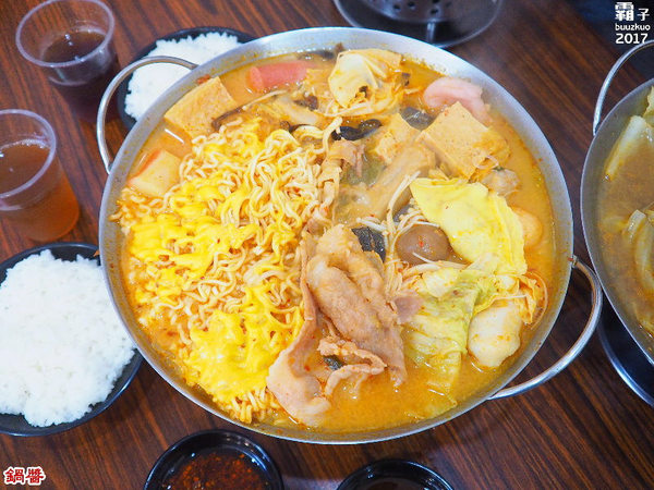 鍋醬平價小火鍋:鍋醬平價小火鍋,潭子火鍋,韓式Double起司鍋配料多多~