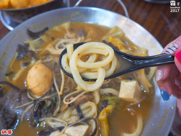 鍋醬平價小火鍋:鍋醬平價小火鍋,潭子火鍋,韓式Double起司鍋配料多多~