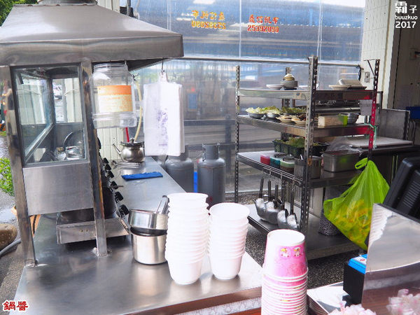 鍋醬平價小火鍋:鍋醬平價小火鍋,潭子火鍋,韓式Double起司鍋配料多多~