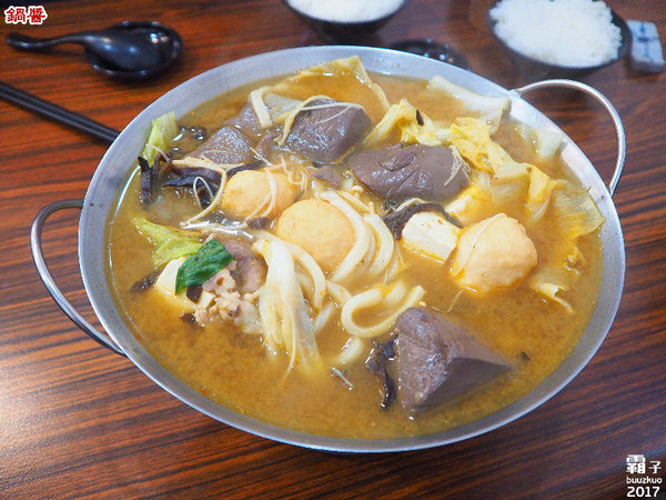 鍋醬平價小火鍋:鍋醬平價小火鍋,潭子火鍋,韓式Double起司鍋配料多多~